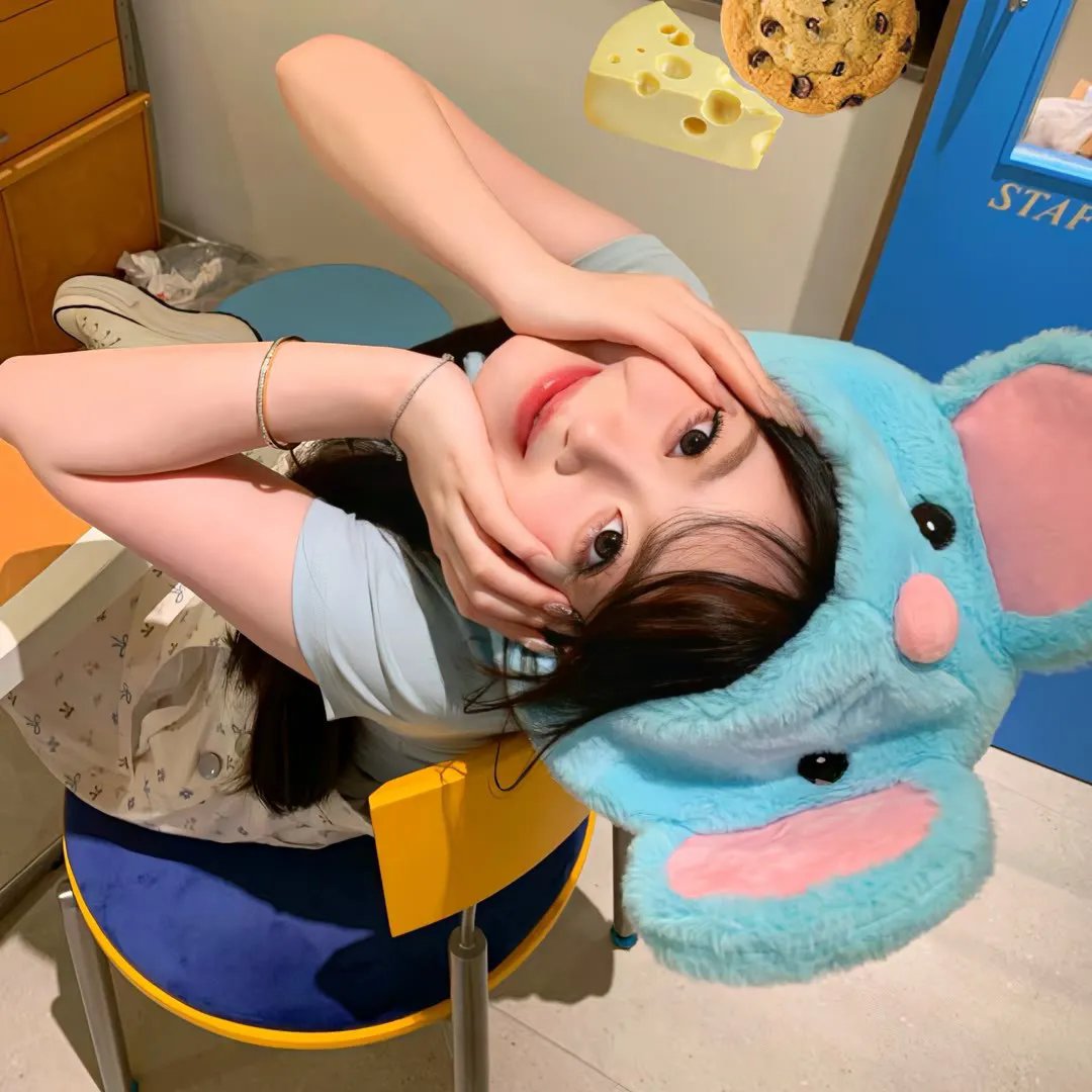 恋爱要在世界征服后